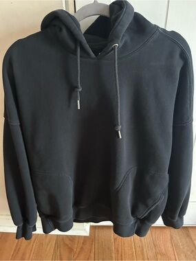 Women’s soft A&F max essentials oversized black Hoodie, size M